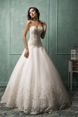 Gorgeous Sweetheart Lace Wedding Dress A-line Court Train Bridal Gown