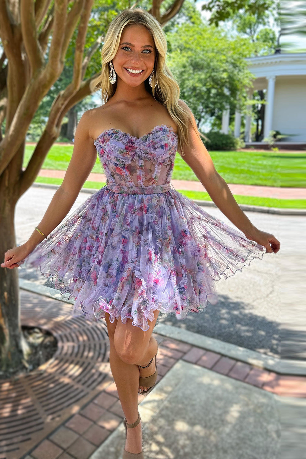 long sleeve a line dress mini Dreamylily Women Sparkly Yellow Corset A Line Short Beaded Homecoming Dress  with Ruffles main image 0