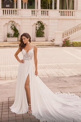 Long Ivory A Line Beach Wedding Dress Spaghetti Straps V Neck Lace Bridal Gown With Slit