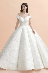 Luxury Ball Gown Lace Satin Sweetheart Wedding Dress | Sleeveless Bridal Gowns with V-Back