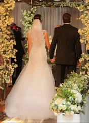 New Arrival Mermaid Floor Length Wedding Dress Elegant Lace Open Back Bridal Gowns