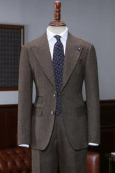 Newest Coffee Peaked Lapel Business Suit for Men