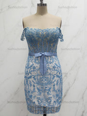 Off-Shoulder Lace Bodycon Homecoming Dress with Bow