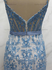 Off-Shoulder Lace Bodycon Homecoming Dress with Bow