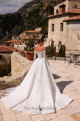 Off The Shoulder Wedding Dress Ball Gown Beaded Lace Appliques Bridal Gown