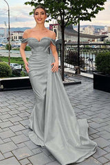 Off the Shoulder Prom Dress Mermaid Sleeveless White Prom Dress Pleated Evening Formal Dress With Ruffled