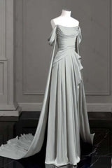 Off the Shoulder Strapless Sleeveless Long Evening Formal Dress With Pleated