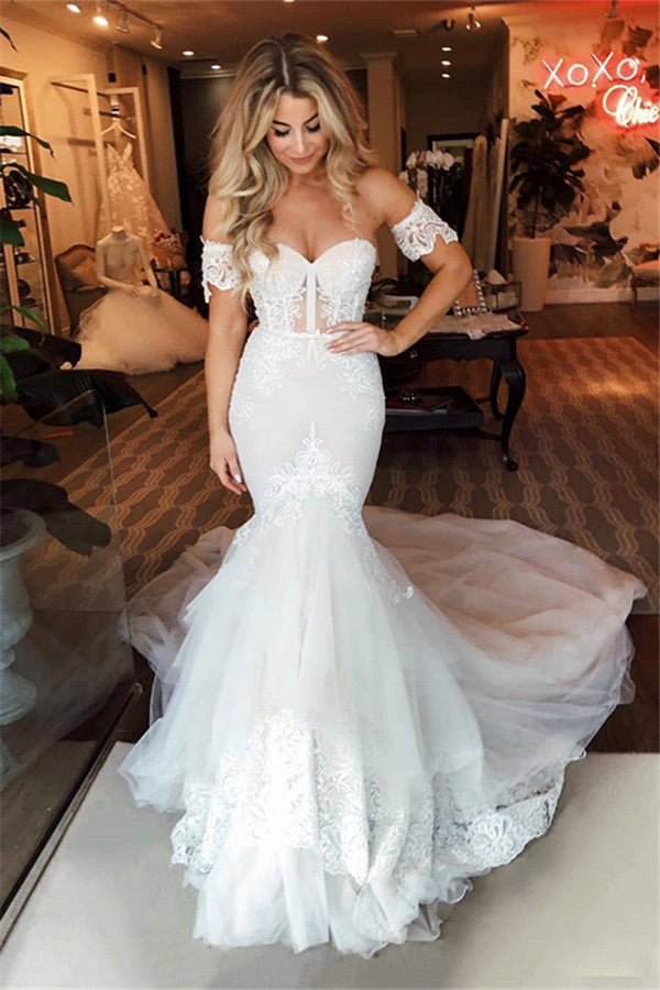 Off-the-shoulder Puffy Tulle Wedding Dresses | Mermaid Appliques Sweep Train Bridal Gowns