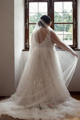 Plus Size Beach Wedding Dress V Neck A Line Tulle Bridal Gown with Lace Appliques
