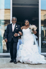 Plus Size Ivory Ruffled Wedding Dress Strapless Mermaid Bridal Gown