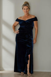 Plus Size Velvet Mother of the Bride A Line Dress with V Neck and Side Split