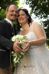 Plus Size Wedding Dresses V Neck A Line Tulle Lace Bridal Gowns