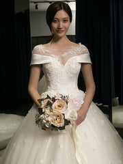 Puffy Lace-Applique Wedding Dresses | Scoop Cap-Sleeves Exquisite Gowns