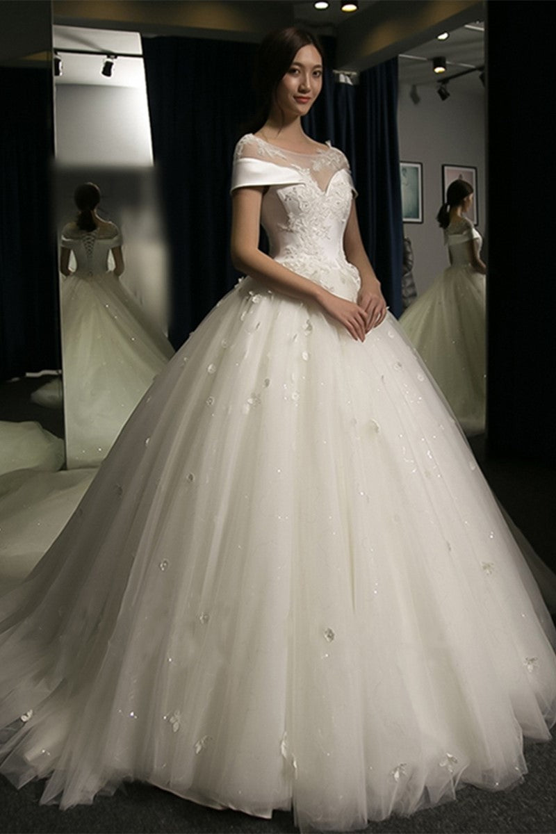 Puffy Lace-Applique Wedding Dresses | Scoop Cap-Sleeves Exquisite Gowns