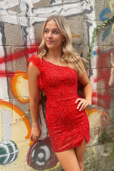 Red Homecoming Dresses One Shoulder Corset Tight Short Cocktail Dresses With Feathers
