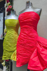 Red Homecoming Dresses Strapless Ruched Tight Short Cocktail Dresses with Ruffles