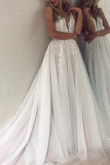 Sexy A-Line Wedding Dress V-neck Lace Tulle Sleeveless Bridal Gowns with Sweep Train