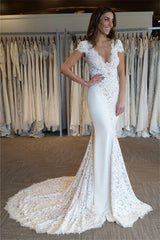 Sexy Mermaid V-Neck Beach Wedding Dresses Open Back Short Sleeves Bridal Gowns