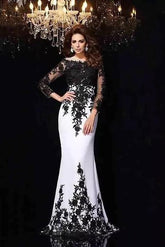 Sexy Mermaid Wedding Dress Bateau Lace Tulle Lace Long Sleeves Bridal Gowns with Sweep Train