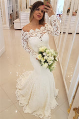 Sexy Off The Shoulder Mermaid Beach Wedding Dresses | Long Sleeves Lace Beach Bridal Dresses with Court Train