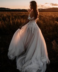 Sexy Off-the-shoulder sleeveless Tulle Beach Wedding Dress with Lace