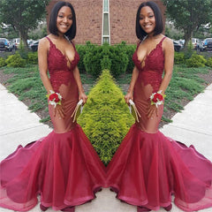 Sexy Straps Deep V-neck Burgundy Prom Dress | Mermaid Lace Appliques Evening Gowns