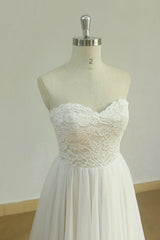 Sexy Sweetheart White Tulle Wedding Dress | Lace A-line Ruffles Bridal Gowns