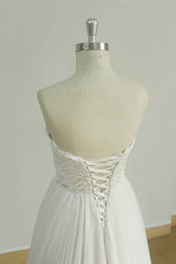Sexy Sweetheart White Tulle Wedding Dress | Lace A-line Ruffles Bridal Gowns