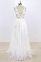 Sexy V-neck Sleeveless Straps Wedding Dress | White Tulle Ruffles Lace Bridal Gowns
