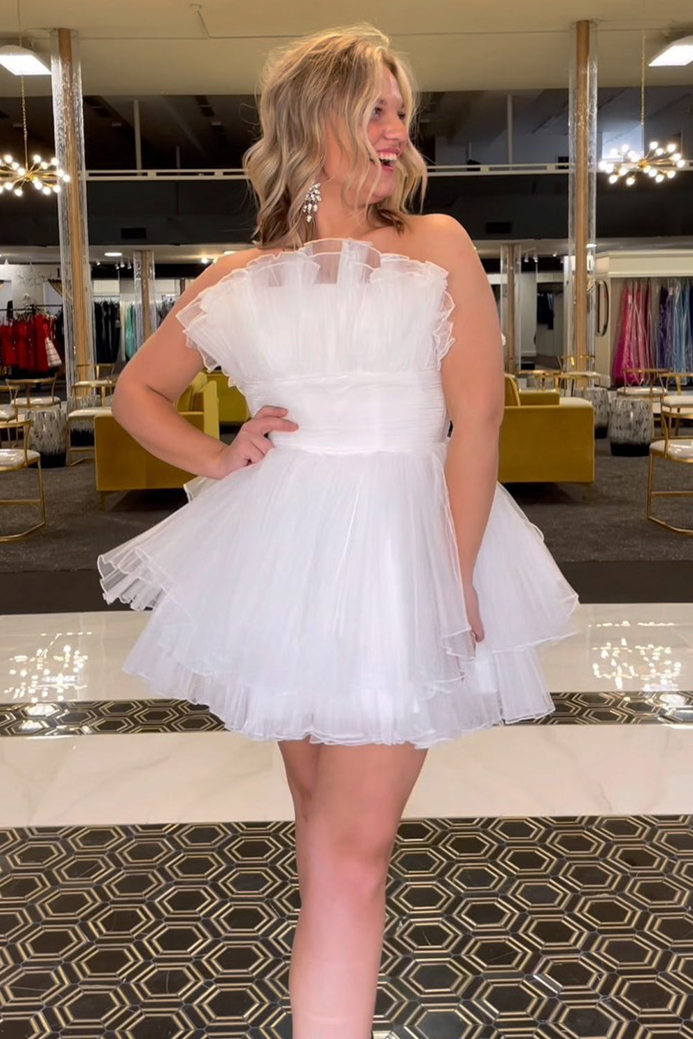 Simple Homecoming Dresses Strapless Tiered Tulle A-Line Short Cocktail Dresses