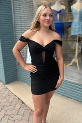 Simple Off The Shoulder Black Homecoming Dresses Corset Tight Short Cocktail Dresses