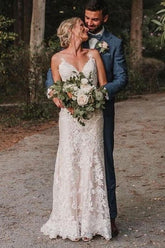 Spaghetti Straps V-neck Simple Beach Wedding Dress with Floral Lace