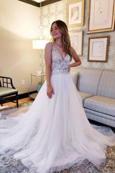 Sparkly Sequins V-Neck Backless Wedding Dress