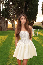 Strapless Sleeveless Homecoming Dress A Line Short Evening Formal Dress With Lace