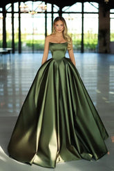 Strapless Sleeveless Long A Line Evening Formal Dress With Pockets Pleated