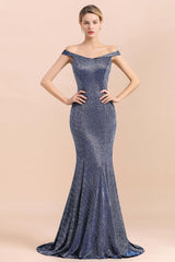 Stunning Off-the-Shoulder Mermaid Prom Dress Long Zipper Back