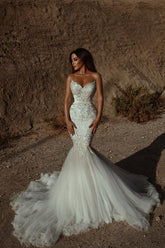 Stunning Sweetheart Beading Mermaid Wedding Gown Sleeveless Tulle Beach Bridal Dress