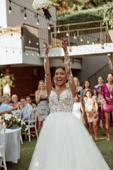 Stylish Lace Appliques Aline Tulle Casual Wedding Dress Long Sleeve Garden Wedding Gown