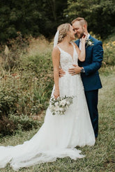 Stylish V-Neck Beach Wedding Dress Sleeveless A-line White Beach Bridal Dress