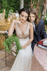 Summer Bowknot Sequined Open Back Sleeveless Plunging-Neck Long Beach Beach Wedding Dresses