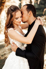 Suzhoufashion Designer Boho V-neck Straps Beach Wedding Dresses With Lace Long A-Line