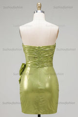 Suzhoufashion Green Strapless Ruched Corset Tight Short Homecoming Dress with 3D Flowers