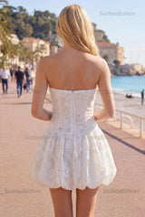 Suzhoufashion White Floral Strapless A-Line Short Homecoming Dress