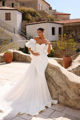 Sweetheart Satin Wedding Dress Mermaid Bridal Gown with Detachable Sleeves