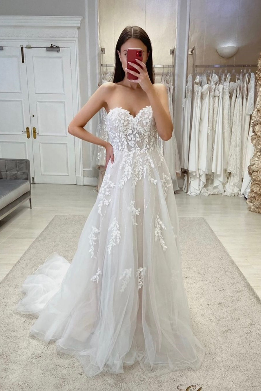 Sweetheart Sleeveless Appliques Tulle Bridal Dresses Lace Appliques