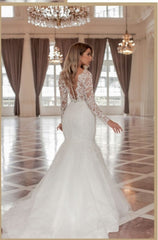 Trendy Long Sleeves V-Neck Mermaid Bridal Gowns with Chapel Train