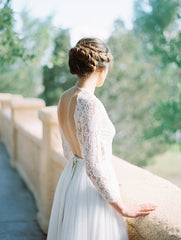 V-Neck Lace Long Sleeve Vintage Bridal Gown Latest Floor Length Custom Made Beach Wedding Dress