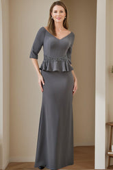 V Neck Mother of the Bride Trumpet Mermaid Dress Featuring Ruffles and Appliques