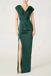 V Neck Sleeveless Long Sheath Column Mother Of The Bride Dress with Ruffles