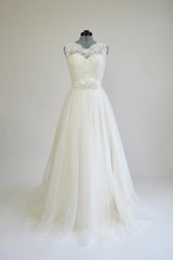 White A-Line Chiffon Bridal Dresses Sexy Lace Popular Long Wedding Dresses